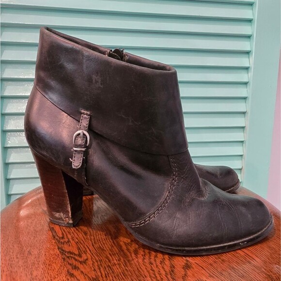 Shoes - ALRIGHT Women's Black Leather Heeled Ankle Zipped Booties, Size 7.5M